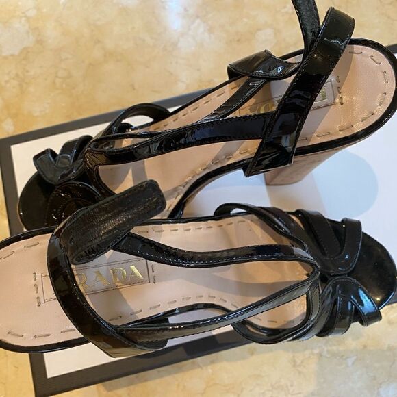PRADA Black Patent Platform sandal in size 40 - Picture 4 of 10